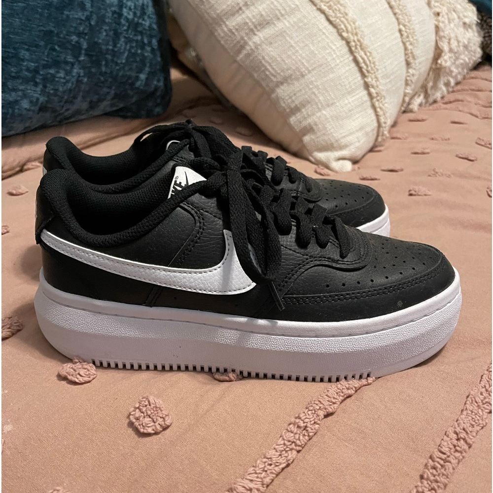 Nike court vision Alta